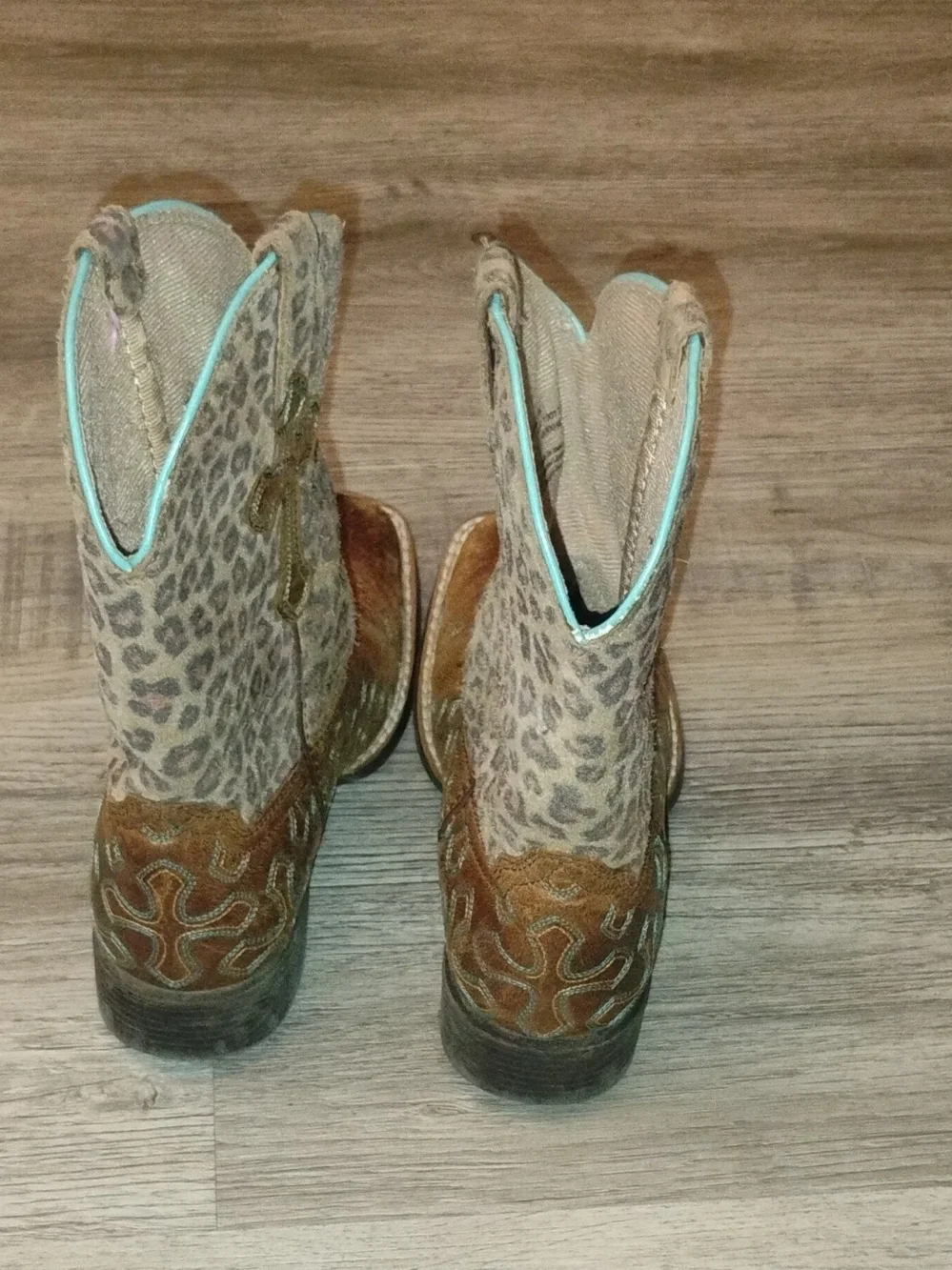 Ariat brown leather